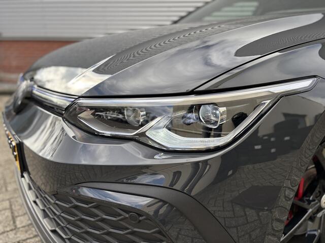 Volkswagen GOLF 1.4 eHybrid GTE | 19'' Velgen | Stuur/Stoel verw | IQ.LIGHT |