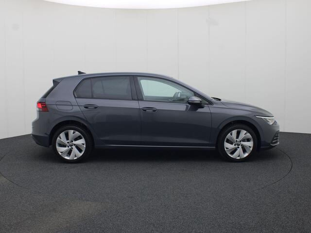 Volkswagen GOLF 1.0TSI/110PK Life · Navigatie · Camera + Parkeersensoren · Apple/Android Carplay