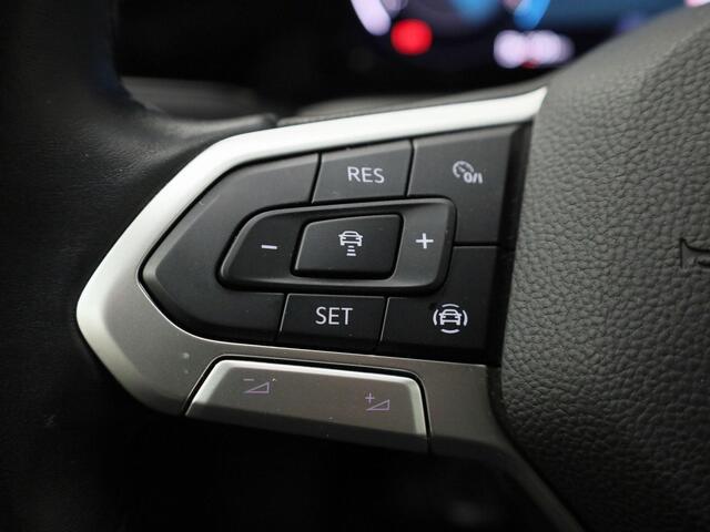 Volkswagen GOLF 1.0TSI/110PK Life · Navigatie · Camera + Parkeersensoren · Apple/Android Carplay