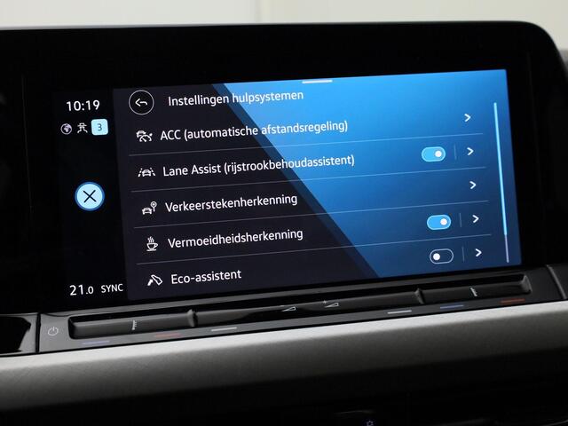 Volkswagen GOLF 1.0TSI/110PK Life · Navigatie · Camera + Parkeersensoren · Apple/Android Carplay