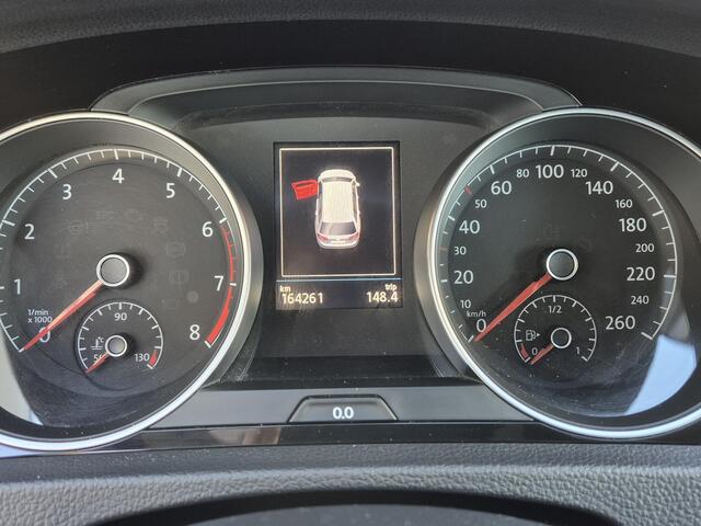 Volkswagen GOLF 1.4 TSI Business Edition Connected