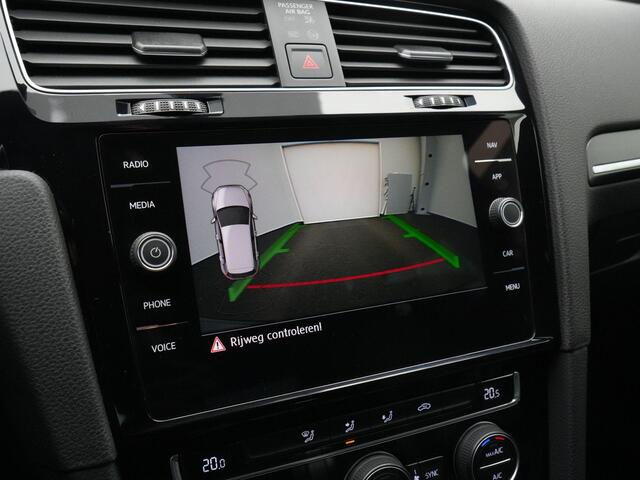 Volkswagen GOLF 1.4 TSI 204 pk PHEV GTE | LED koplampen | Virtual Cockpit | Adaptieve Cruise | Achteruitrijcamera | Sportstoelen | Apple Carplay/Android Auto | 17 inch
