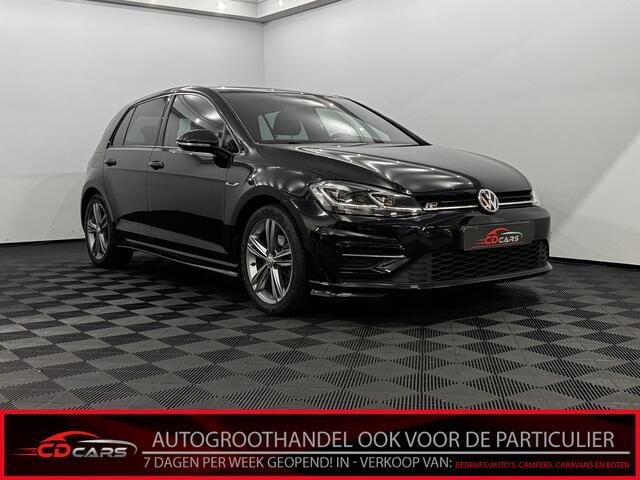 Volkswagen GOLF 1.5 TSI R-Line Clima, Navi, Parkeersensoren, Cruise control, Virtual desk, A start stop, Lichtmetalen velgen