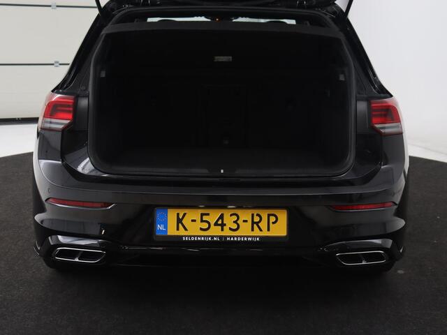 Volkswagen GOLF 1.5 TSI R-Line | Panoramadak | Carplay | Sportstoelen | Navigatie | Adaptive cruise | Parkeerhulp | File Assistent | Full LED
