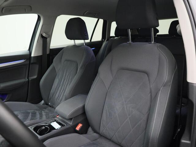 Volkswagen GOLF Variant 1.5eTSI/130PK Life Business DSG · Navigatie · Camera + Parkeersensoren · Android/Apple Car Play · Trekhaak ·