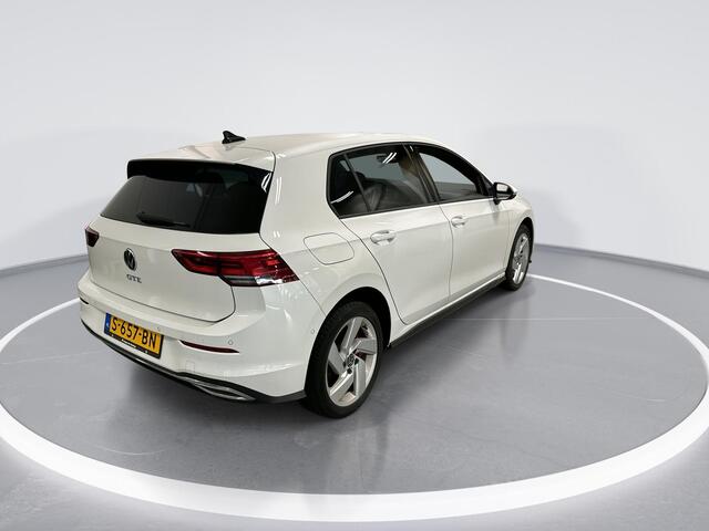 Volkswagen GOLF 1.4 245pk eHybrid GTE · Apple/Android Car Play · Navigatie · Sfeerverlichting · P-Sensoren · 17'' Inch · Garantie t/m 20-01-2027 of 100.000km