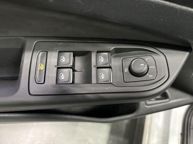 Volkswagen GOLF 1.4 245pk eHybrid GTE · Apple/Android Car Play · Navigatie · Sfeerverlichting · P-Sensoren · 17'' Inch · Garantie t/m 20-01-2027 of 100.000km