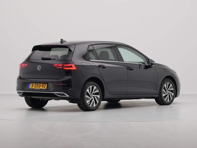 Volkswagen GOLF 1.4 eHybrid 204pk Style Navigatie Massage Camera Led 289