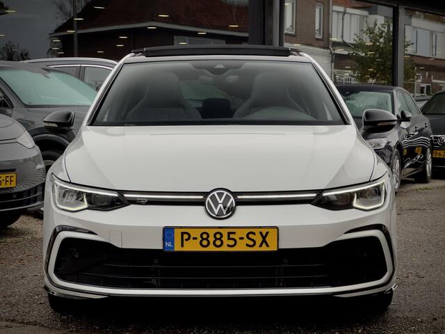 Volkswagen GOLF 1.5 eTSI ACTIE! BETAAL NU 50% 11450 DE REST IN 2JR RENTEVRIJ FINANCIEREN