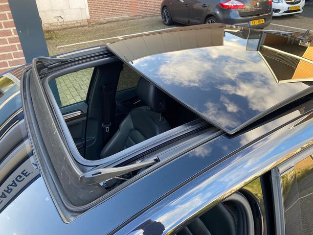 Volkswagen GOLF 2.0 TSI GTI Performance | DSG | Pano dak | Leder interieur