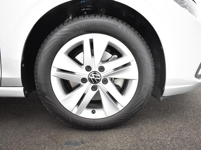 Volkswagen GOLF 1.0 eTsi 110pk DSG Life · Apple/Android Car Play · Navi · P-Sensoren · DAB · Getint Glas · 16'' Inch · Garantie t/m 28-03-2027 of 100.000km