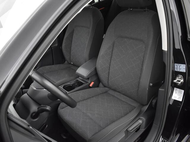 Volkswagen GOLF 1.0 Tsi 110pk Life · Apple/Android Car Play · Navi · P-Sensoren · ACC · Sfeerverlichting · 16'' Inch · Garantie t/m 21-06-2027 of 100.000km