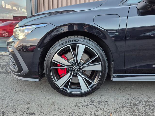 Volkswagen GOLF 1.4 eHybrid GTE 245pk | BTW | Pano | HUD | IQ | Stuur-Stoelverw.