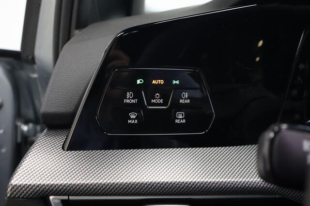 Volkswagen GOLF 1.5 eHybrid GTE 272pk | Matrix LED | ACC | Apple Carplay