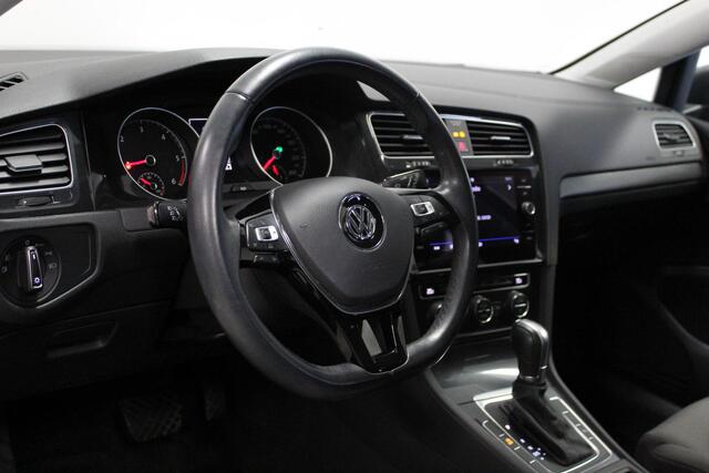 Volkswagen GOLF 1.6 TDI Comfortline Business | PDC-V/A | CARPLAY | ACC | 16'LMV | NAVIGATIE | LED | ELEK-RAMEN | DAB |