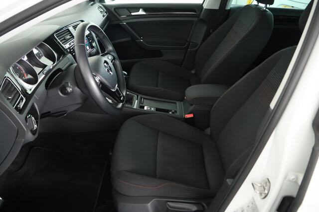 Volkswagen GOLF Variant 1.0 TSI Join / CarPlay / ACC / Clima