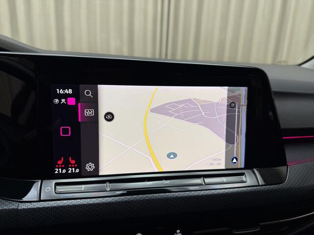 Volkswagen GOLF 1.5 eTSI Style *Stoel-/Stuurverwarming* Carplay / Adapt. Cruise / Ambient / Navigatie / ECC Clima / 17'' LMV