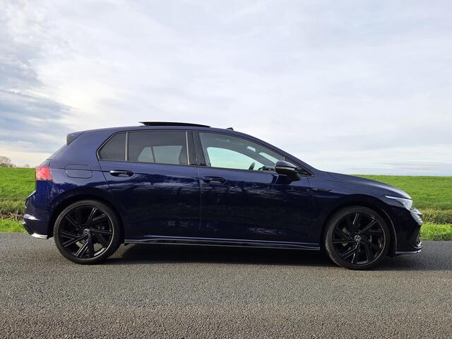 Volkswagen GOLF 1.5 eTSI R-Line Business+