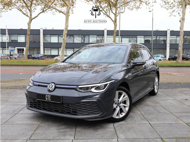 Volkswagen GOLF 8 GTE 245PK | Achteruitrijcamera | Stoel&Stuurverwarming | Carplay/Android | Trekhaak | Getint Glas |