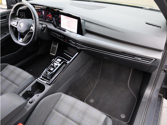 Volkswagen GOLF GTE 1.4 eHybrid 245PK | Achteruitrijcamera | Stoel&Stuurverwarming | Carplay/Android | 18"Inch |