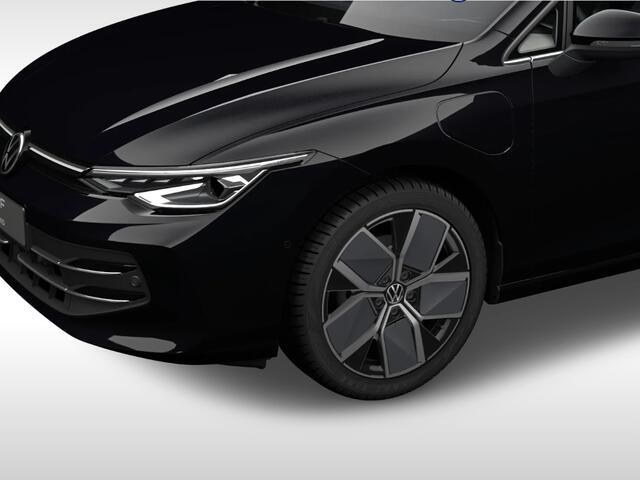 Volkswagen GOLF Style Edition 1.5 eHybrid 204 pk 6 versn. DSG · Panoramisch schuif-, kanteldak, elektrisch bedienbaar · Trekhaak