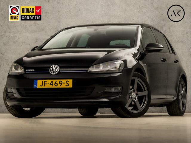 Volkswagen GOLF 1.0 TSI Sportline Automaat (NAVIGATIE, CLIMATE, CAMERA, XENON, STOELVERWARMING, LEDEREN SPORTSTOELEN, LM VELGEN, GETINT GLAS, LM VELGEN, PARKEERSENSOREN, NIEUWE APK, NIEUWSTAAT)