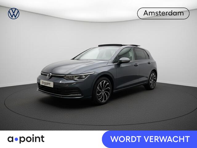 Volkswagen GOLF 1.4 eHybrid Style 204 pk Automaat (DSG) | Navigatie | Panoramadak | Parkeersensoren | Adaptieve cruise control | Stoelverwarming |