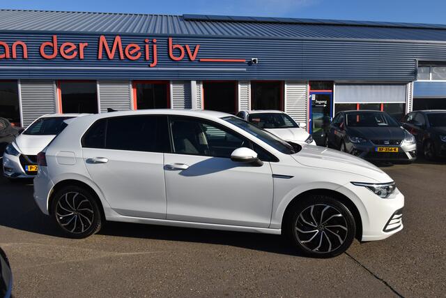 Volkswagen GOLF 1.5 TSI Life , VIRTUAL COCKPIT ,ST+STUUR VERW , LED KOPL ,NAIV ,CLIMATR , CR CONTR ,