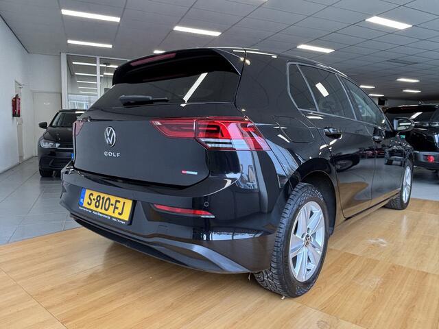 Volkswagen GOLF 1.0 TSI * BOMVOL * NAVI * STOEL+STUURVERW. * CARPLAY