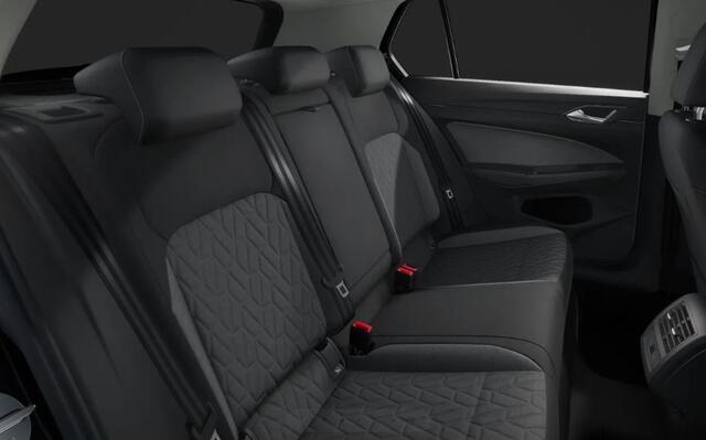 Volkswagen GOLF 1.5 eHybrid Life Edition !!!Profiteer ook van 2.000 euro inruilpremie!!!