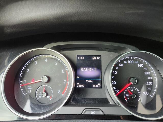 Volkswagen GOLF 1.5 TSI HIGHLINE AUT. 150PK trekhaak, clima, navi