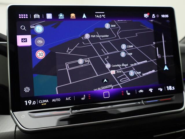 Volkswagen GOLF 1.5eTSI/150PK Style DSG edition 50 · Panoramadak · Camera · Apple/Android Car Play · Head-up Display · Navigatie · Massagefunctie · Garantie tot oktober 2026