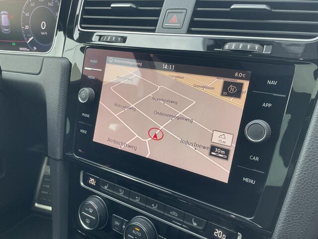 Volkswagen GOLF 7,5 GTI 2.0 TSI 230pk DSG / Aut. Led Leder/alcantara Pano Virtual 19" 109dkm!!