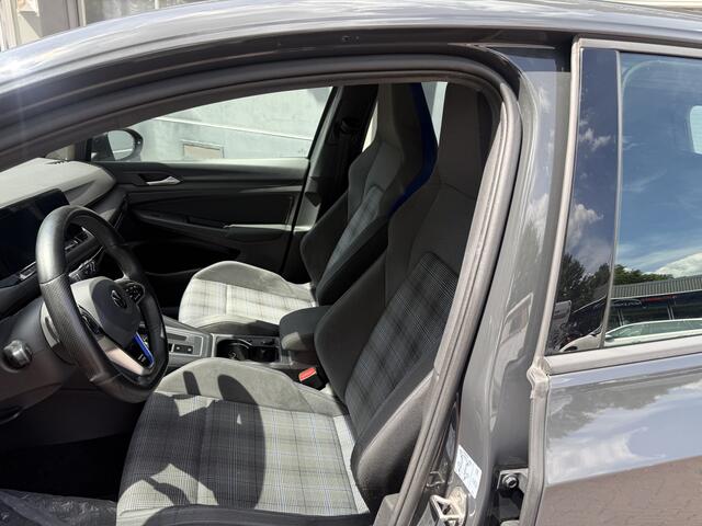 Volkswagen GOLF 1.4 eHybrid GTE 18inch,adoptieve Bj 2022 km 70.000 245PK 1e eigenaar apk 2027