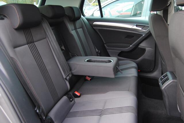 Volkswagen GOLF 1.2 TSI Con. Ser.