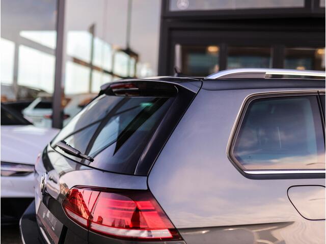 Volkswagen GOLF Variant 1.5 TSI Highline Business R -Line | Keyless | Stoelverw. | PDC