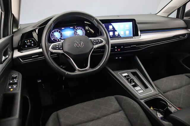 Volkswagen GOLF Life 1.5 eTSI 130pk DSG Automaat Adaptive cruise control, Achteruitrijcamera, LED koplampen, Stuurwiel verwarmd, App connect, Stoelverwarming, Parkeersensoren