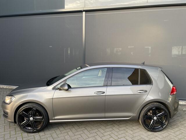 Volkswagen GOLF 1.2 TSI Trendline Airco - Dakspoiler - Start/stop systeem - Radio - Navigatie - Mistlampen voor