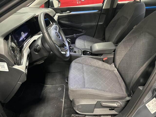 Volkswagen GOLF 1.0 TSI 110pk Life · Apple/Android Car Play · Navigatie · P-Sensoren · Sfeerverlichting · 16'' Inch · Garantie t/m 20-01-2027 of 100.000km