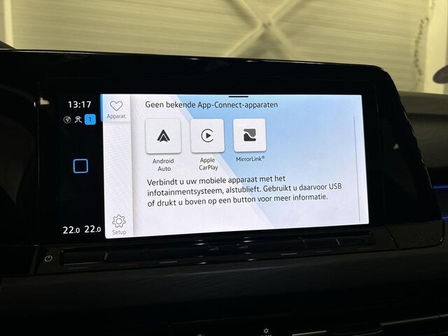 Volkswagen GOLF Variant 1.5 eTSI 150pk DSG Style · Camera · Elek. Voorstoel · Massage · Dodehoeksensor · Apple/Android Car Play · 17'' Inch ·