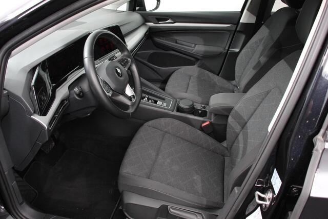 Volkswagen GOLF 1.5 eTSI DSG Active | Navigatie | Apple Carplay/Android Auto | Virtual Cockpit | Climate Control | Led | Dab | Camera | Adaptive Cruise Control | Extra Getint glas