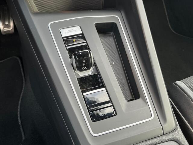 Volkswagen GOLF 1.5 eTSI 150PK R-LINE AUTOMAAT/CARPLAY/LED/18/MOONSTONEGREY/NL-AUTO