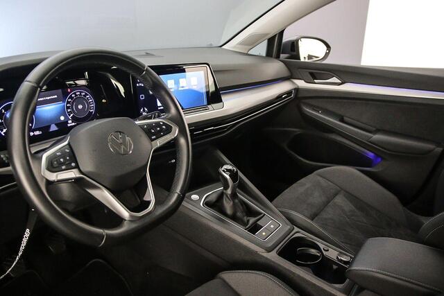 Volkswagen GOLF Variant Life Business 2.0 TDI 115pk Adaptive cruise control, Navigatie, Stuurwiel verwarmd, Airco, Parkeersensoren, DAB, Stoelverwarming, App connect, LED verlichting