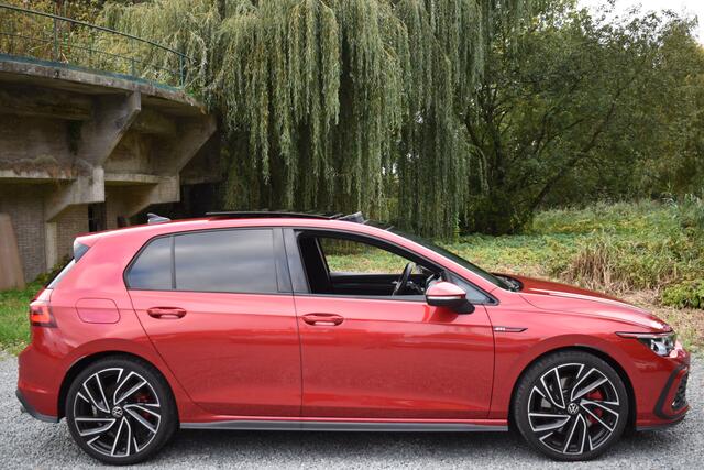 Volkswagen GOLF GTI 2.0 TSI 245PK DSG GTI-SPORT HARMANN-KARDON/IQ-LIGHT/PANORAMADAK