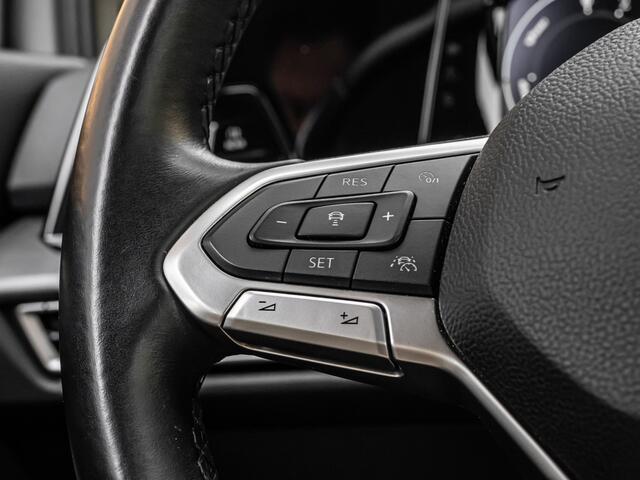 Volkswagen GOLF 1.4 eHybrid Style ELEK STOEL IQ LIGHT DODEHOEK APPLE CARPLAY