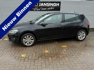 volkswagen-golf-1.2-tsi-connected-s