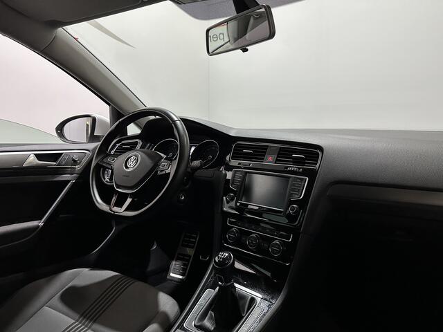 Volkswagen GOLF 1.2 TSI Trendline - Navi / Bluetooth / Camera