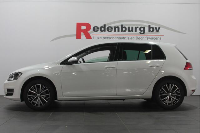 Volkswagen GOLF 1.2 TSI Trendline - Navi / Bluetooth / Camera