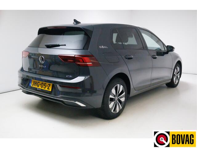 Volkswagen GOLF 1.5 eTSI GOAL edition All-season | Navigatie | PDC V+A | Stoel- stuurverwarming Privacy glas, Travel Assist, Adaptive cruise, App-connect