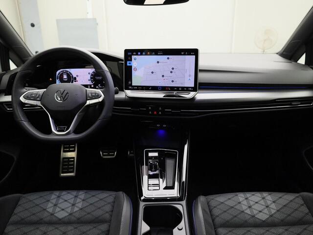 Volkswagen GOLF 1.5eTSI/150PK R-Line DSG · NIEUW MODEL · Navigatie · Apple/Android Carplay · Camera + Parkeersensoren · Garantie tot januari 2027